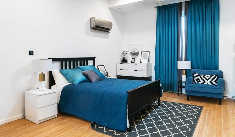 Đặt giường ngủ sát tường